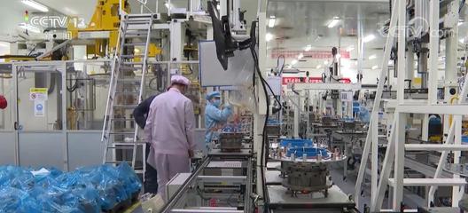 電子企業(yè)生產(chǎn)線加速運(yùn)轉(zhuǎn)，返崗復(fù)工按下“快進(jìn)鍵”